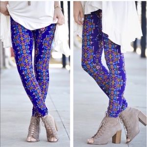 $25 Infinity Raine Aztec Leggings